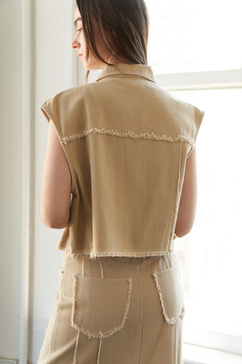 between-the-pages-woven-twill-vest Flying Tomato-Sophia's Style-2